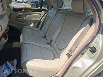 2006 Jaguar XJ8L Vanden Plas – miniatura 13