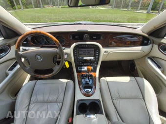 2006 Jaguar XJ8L Vanden Plas - miniatura 18