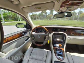 2006 Jaguar XJ8L Vanden Plas - miniatura 19