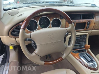 2006 Jaguar XK8 Convertible – miniatura 10