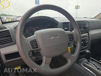 2006 Jeep Grand Cherokee Laredo - miniatura 10