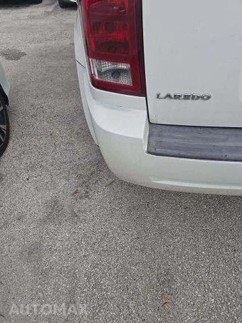 2006 Jeep Grand Cherokee Laredo – miniatura 2