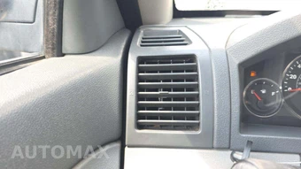2006 Jeep Grand Cherokee Limited – miniatura 33