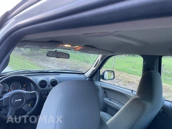 2006 Jeep Liberty Sport - miniatura 33