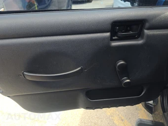 2006 Jeep Wrangler Unlimited LWB - miniatura 9