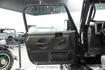 2006 Jeep Wrangler Unlimited LWB - miniatura 25
