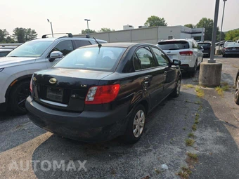 2006 Kia Rio LX Sedan – miniatura 3