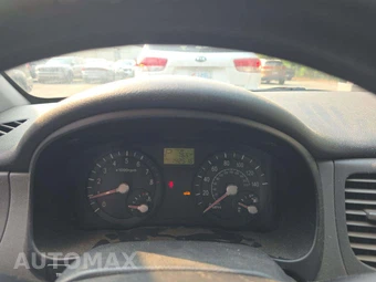 2006 Kia Rio LX Sedan – miniatura 9