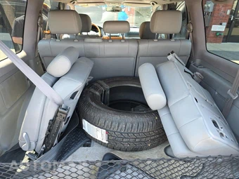 2006 Lexus LX 470 – miniatura 17