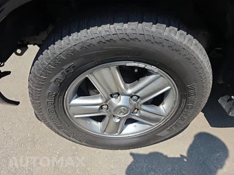 2006 Lexus LX 470 – miniatura 8
