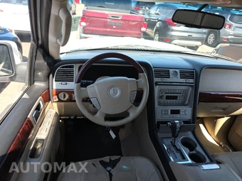 2006 Lincoln Navigator Luxury – miniatura 10