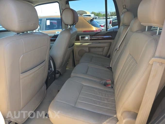 2006 Lincoln Navigator Luxury – miniatura 13