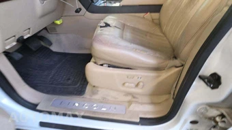 2006 Lincoln Navigator Luxury – miniatura 25