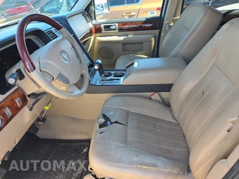 2006 Lincoln Navigator Luxury – miniatura 7