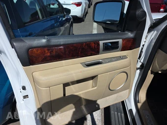 2006 Lincoln Navigator Luxury – miniatura 9