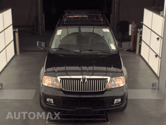 2006 Lincoln Navigator Luxury – miniatura 2