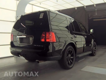 2006 Lincoln Navigator Luxury – miniatura 4
