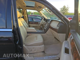 2006 Lincoln Navigator Luxury – miniatura 8