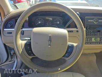 2006 Lincoln Town Car Signature - miniatura 10