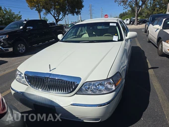 2006 Lincoln Town Car Signature - miniatura 2