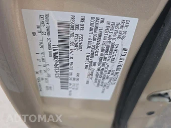 2006 Lincoln Town Car Signature Limited - miniatura 2