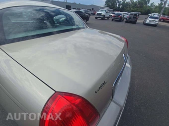 2006 Lincoln Town Car Signature Limited - miniatura 25