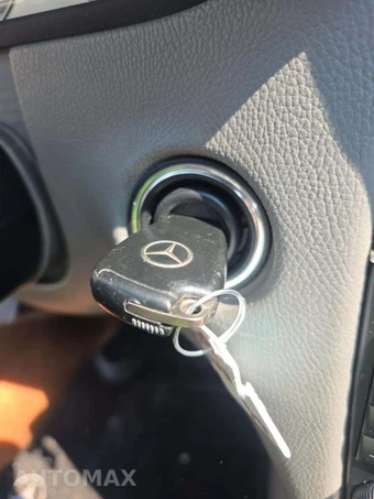2006 Mercedes-Benz CLK 500 Coupe – miniatura 8