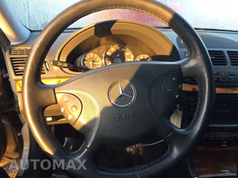 2006 Mercedes-Benz E 350 Sedan - miniatura 10