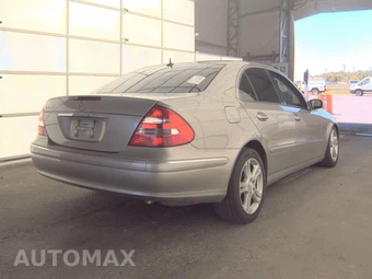 2006 Mercedes-Benz E 350 Sedan - miniatura 4