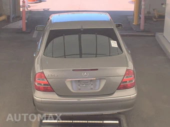 2006 Mercedes-Benz E 350 Sedan - miniatura 5