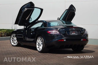 2006 Mercedes-Benz SLR McLaren - miniatura 4