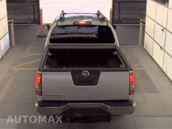 2006 Nissan Frontier NISMO Crew Cab Medium Bed – miniatura 5
