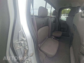 2006 Nissan Frontier SE Extended Cab Medium Bed – miniatura 13