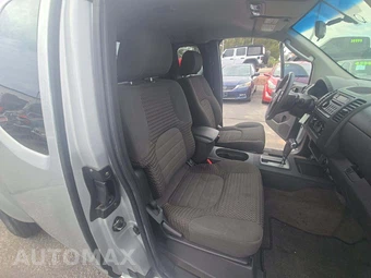 2006 Nissan Frontier SE Extended Cab Medium Bed – miniatura 15