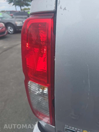 2006 Nissan Frontier SE Extended Cab Medium Bed – miniatura 24