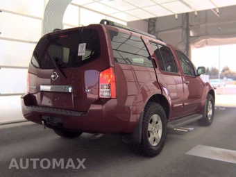 2006 Nissan Pathfinder SE – miniatura 4