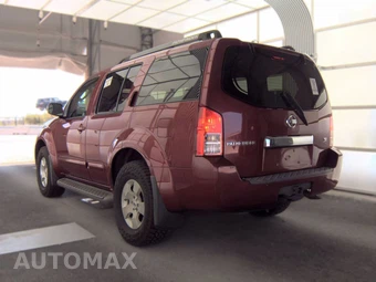 2006 Nissan Pathfinder SE – miniatura 6