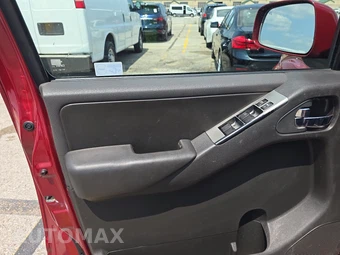 2006 Nissan Pathfinder SE – miniatura 9