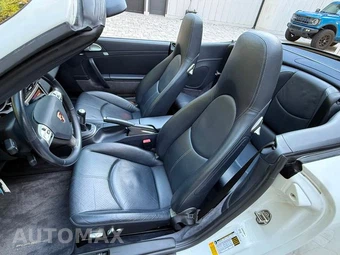 2006 Porsche 911 Cabriolet Carrera 4 - miniatura 10