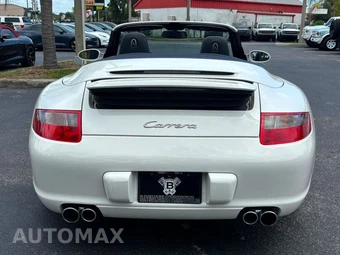 2006 Porsche 911 Cabriolet Carrera 4 - miniatura 31