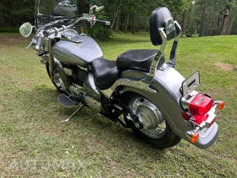 2006 Suzuki Boulevard 800 C50T – miniatura 5