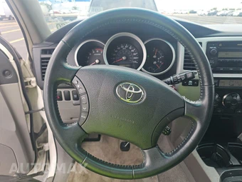 2006 Toyota 4Runner Sport - miniatura 10