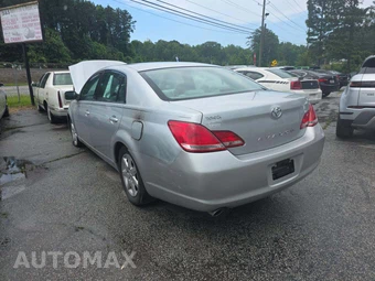 2006 Toyota Avalon XLS – miniatura 2