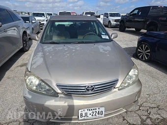 2006 Toyota Camry LE – miniatura 2