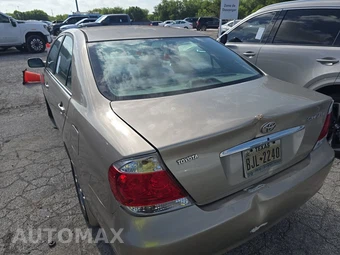 2006 Toyota Camry LE – miniatura 6