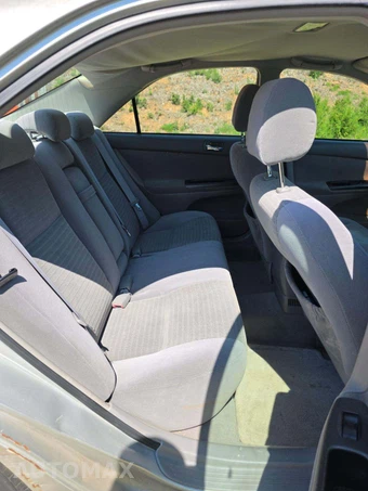 2006 Toyota Camry LE – miniatura 16