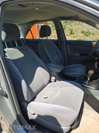 2006 Toyota Camry LE – miniatura 18