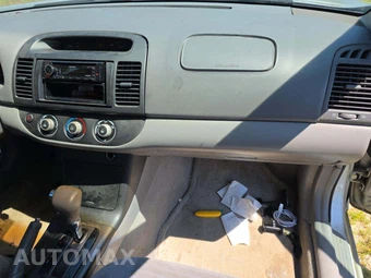 2006 Toyota Camry LE – miniatura 19