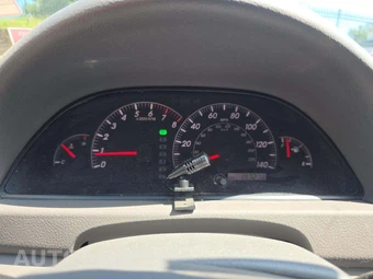 2006 Toyota Camry LE – miniatura 9