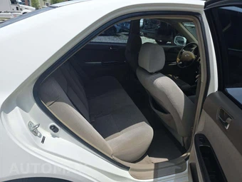 2006 Toyota Camry LE – miniatura 16